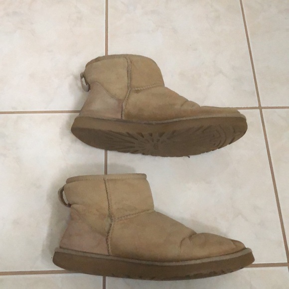 UGG classic mini in sand - Picture 3 of 12